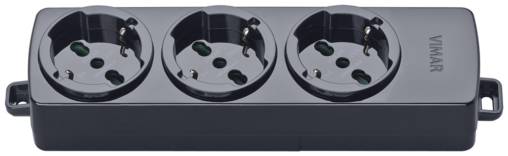 Presa multipla universale 3 uscite 16A 250V 3680W nero standard italiano