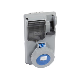 PRESA INTERB COMP QUAD IP55 32A 2P+