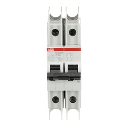 Interruttore Automatico Miniatura SU202M-Z3 2 Poli 3A 400V AC 11,2kA Z-Char