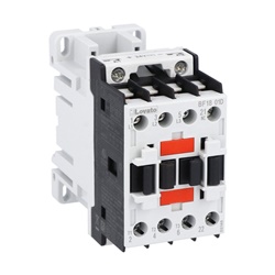 Contattore tripolare 18A AC3 bobina 24V DC 1 contatto ausiliario NC uso industriale
