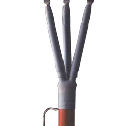 3M™ Terminale QT-II 92-EB 64-3 kit di Media Tensione autorestringente per applicazioni fino a 17,5 kV Umax. Kit per cavo tripolare.