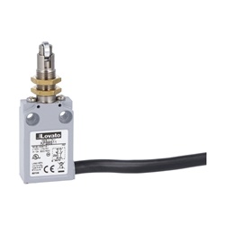 Finecorsa metallico precablato serie K asta con rotella 90° contatti 1NA+1NC scatto fissaggio M12