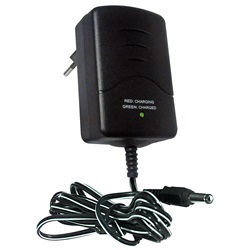 Caricabatterie compatto 12V 800mA per batterie al piombo con protezione sovraccarico