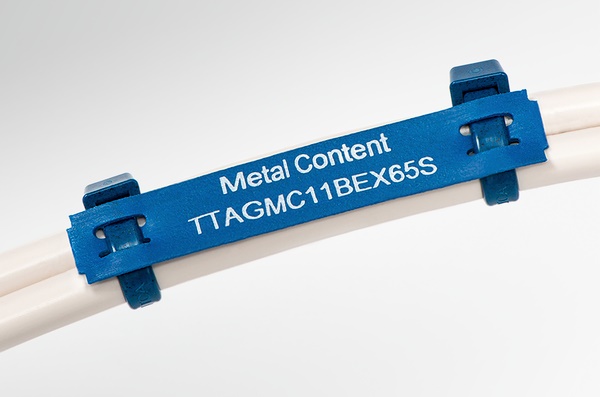 Targhetta rilevabile blu TTAGMC15B per identificazione cavi industrie alimentari e farmaceutiche resistente chimica e alte temperature