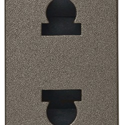 Presa SICURY 2P 16A 250V spinotti USA+EU ø4,8mm corpo metallico standard euroamericano