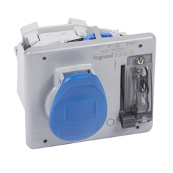 PRESA INTERB CON FUSIBILE IP44 2P+T