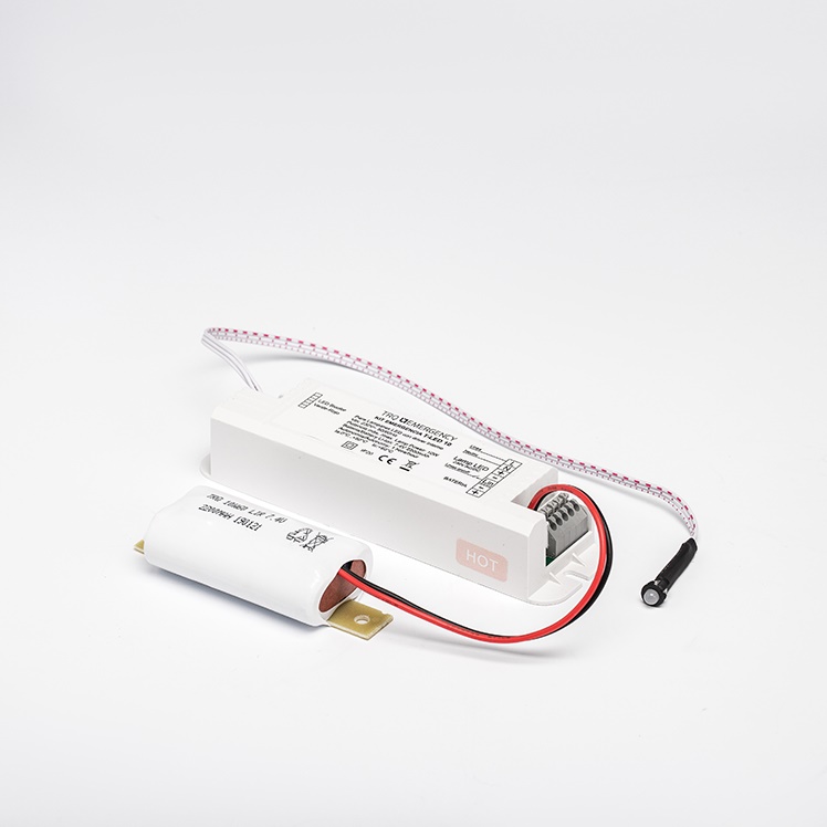 KIT EMERGENZA FINO 10W, 1H AUTONOMI