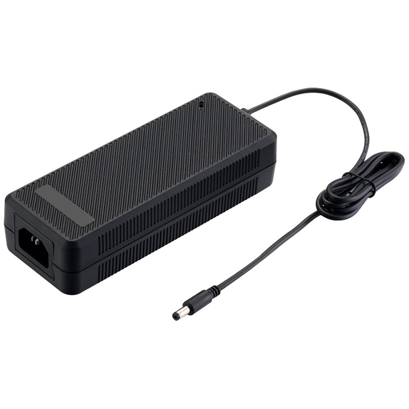 Alimentatore monotesione 48V 2A compatto efficiente per impianti elettrici professionali