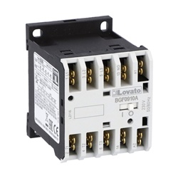 Contattore tripolare 9A AC3 bobina 24V DC 1NA ausiliario attacchi Faston