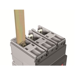 Kit 3 pezzi terminali frontali per interruttori Tmax XT1