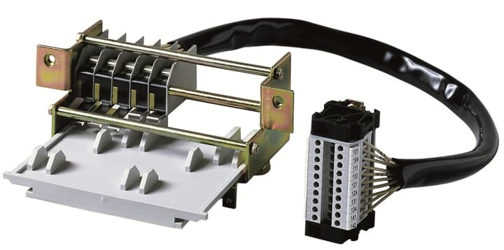Contatto segnalatore 10 sezioni isolato accessorio interruttori automatici E3 uso professionale elettrico