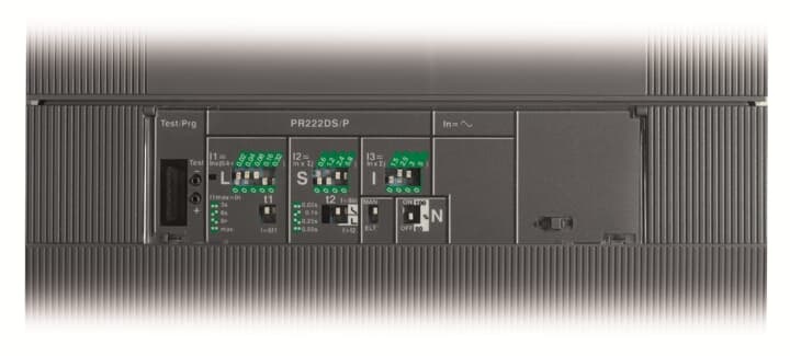 Interruttore tripolare 250A T4 PR222DS/P-LSI distribuzione elettrica