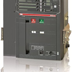 Interruttore modulare E1B 800A 4 poli alta potenza industriale