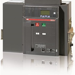 Interruttore automatico E3N 3200A 4 poli protezione LSI industriale