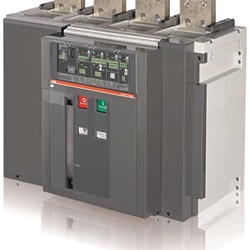 Interruttore T8L 2000A 4 poli fisso industriale
