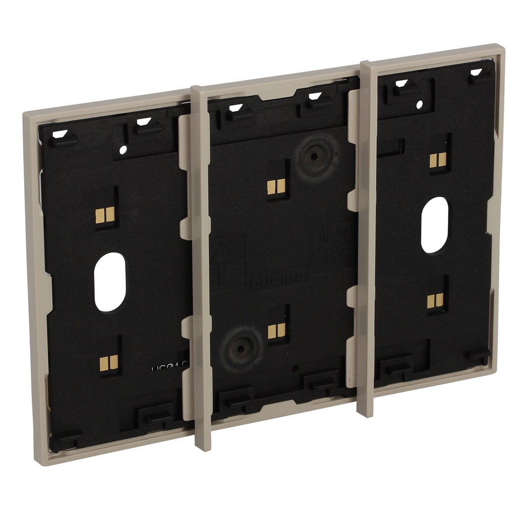 Frame elettrificato 3 moduli sabbia per comandi digitali L.NOW installazione a parete
