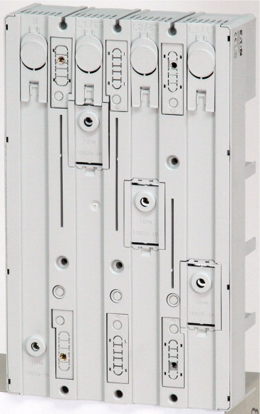 NZM3-4-XAD630 ADAPTER NZM3 4POLI