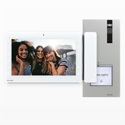 Serie Maxi - Kit video monofamiliare con posto esterno Quadra e monitor 7 Wi-Fi, sistema ViP, scatola incasso e supporto inclusi