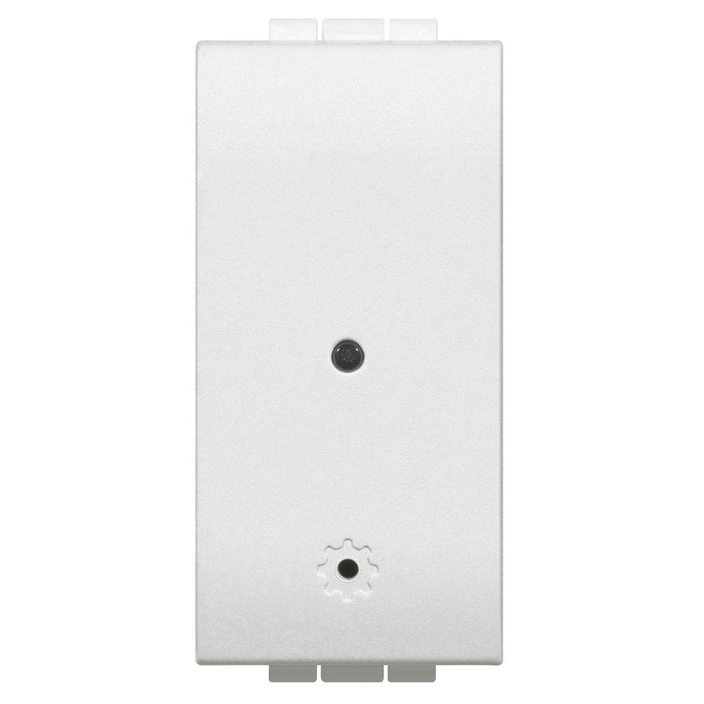 Modulo presa connesso bianco controllo remoto consumi fino 3680W per impianti elettrici