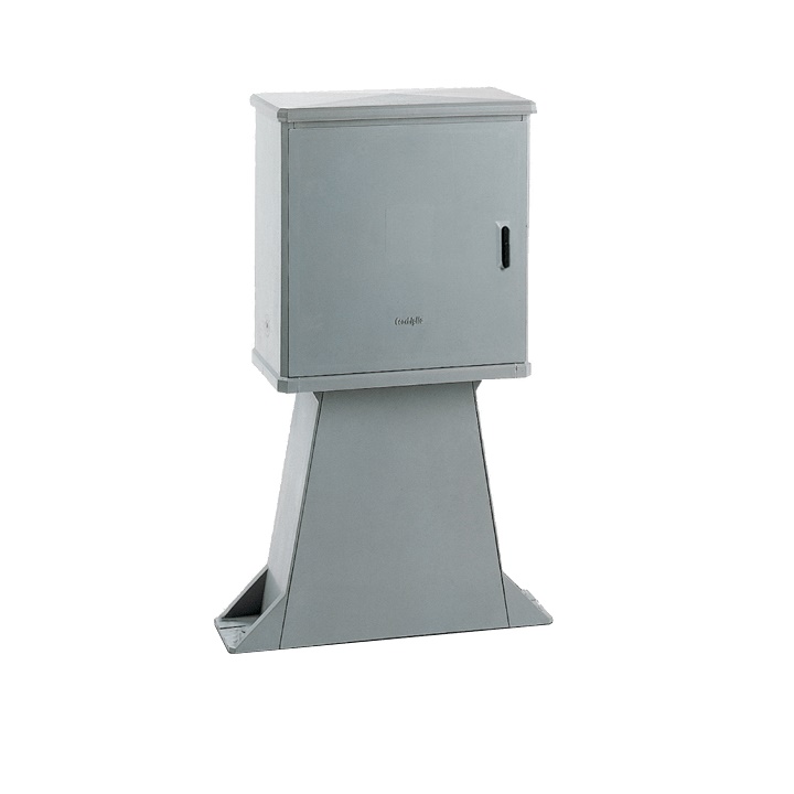 Armadio vetroresina 1 vano 546x570x308 mm IP44 IK10 con serratura cremonese serie CVT-CVN