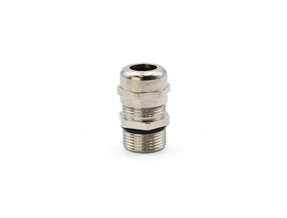 Pressacavo ottone nichelato riduzione filettatura Pg IP68 per installazioni elettriche