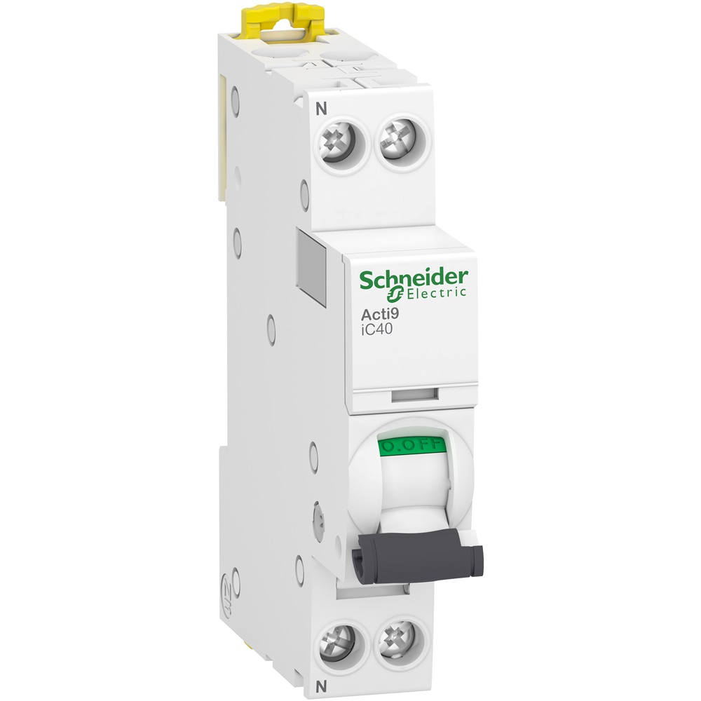 Interruttore magnetotermico iC40 1P+N B20A montaggio su guida DIN