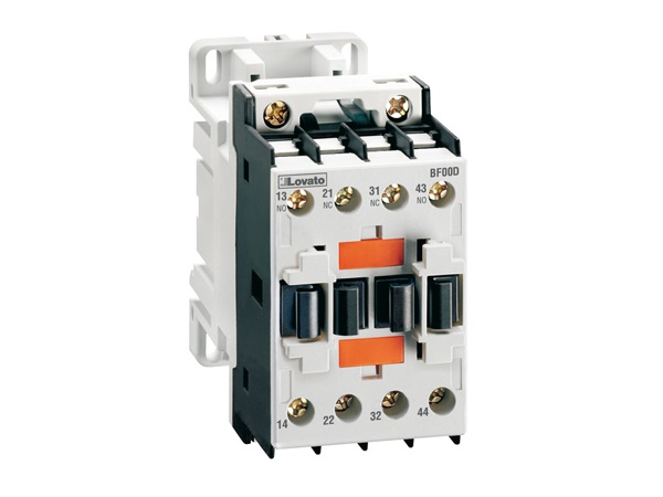 Contattore ausiliario 2NO 2NC bobina 24VDC comando AC/DC applicazioni industriali