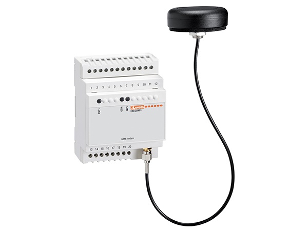 Modem GSM gestione SMS con antenna esterna IP69K per comandi remoti e allarmi