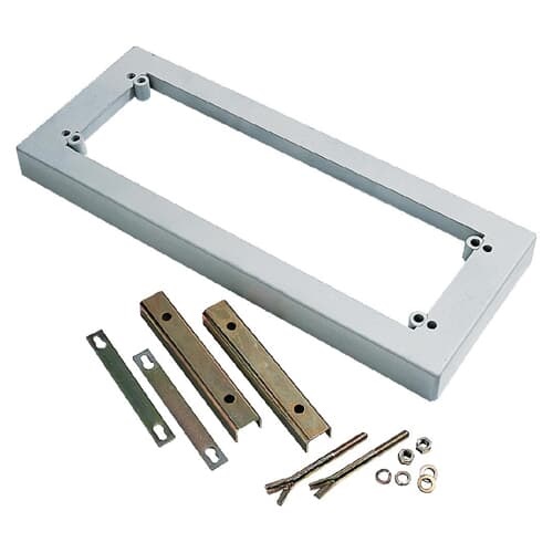 Base fissaggio pavimento 750x320 mm resistente per impianti elettrici professionali