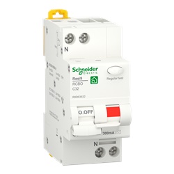 Interruttore magnetotermico differenziale RCBO Resi9 1P+N 32A curva C 300mA tipo AC per uso commerciale industriale