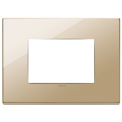 Placca 3 moduli metallo lucido oro per installazioni elettriche standard