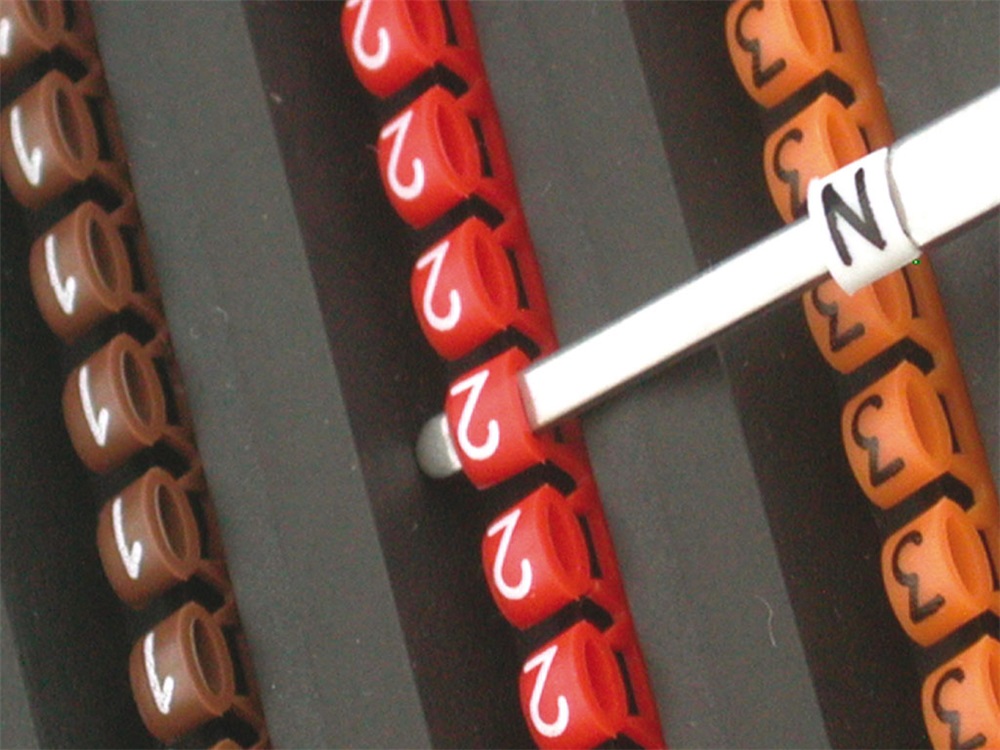 Elemento siglatura PMP-30 bianco resistente acqua solventi per tubetti cablaggio elettrico