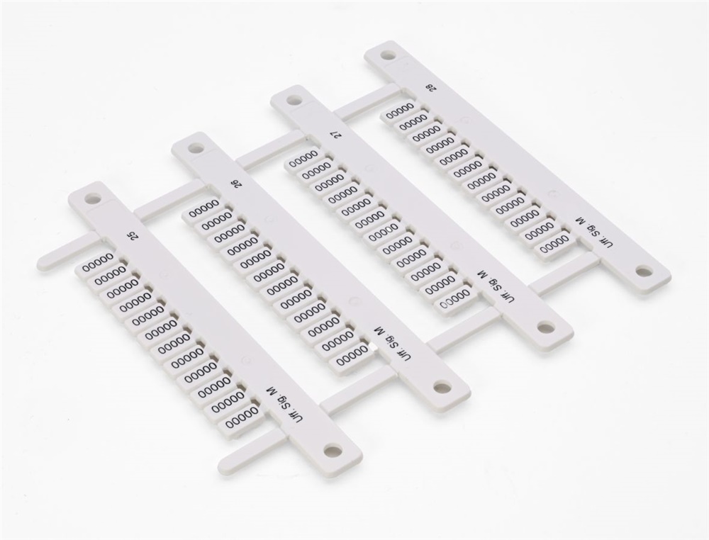 Targhetta MG-CPM-07 bianca 5x10 mm per morsetti componibili siglatura rapida e resistente