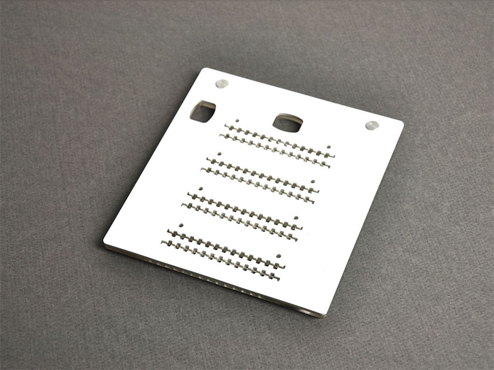 Piastra MG2-LTB per targhetta MG-CPM-09 stampa termica alta precisione professionale