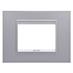 Placca Lux 3P titanio monocromatico design elegante resistente per impianti elettrici