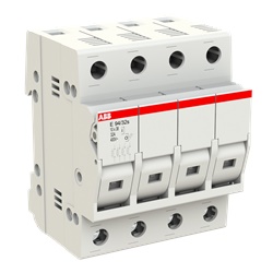 Sezionatore elettrico 4 poli 32A E 94/32S con indicatore fusibile, protezione sovraccarico e corto circuito, uso residenziale e industriale