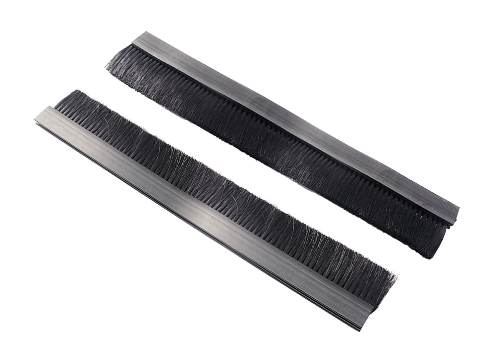 Spazzole tetto armadio 340x45 mm nero montaggio alto/basso