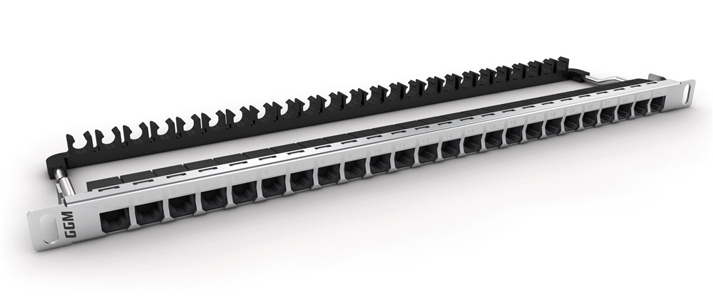 PATCHPANEL + 24PRESE C6UTP 0,5U