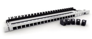 PATCHPANEL + 24PRESE C6UTP 0,5U