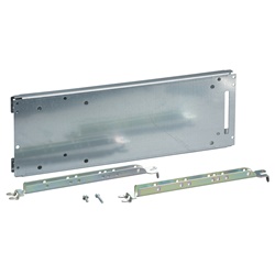 Piastra di fondo MTZ2 3P/4P L650 acciaio bianco per armadi elettrici verticali