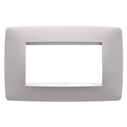 Placca One 4P beige naturale satinato finitura liscia design versatile per ambienti interni