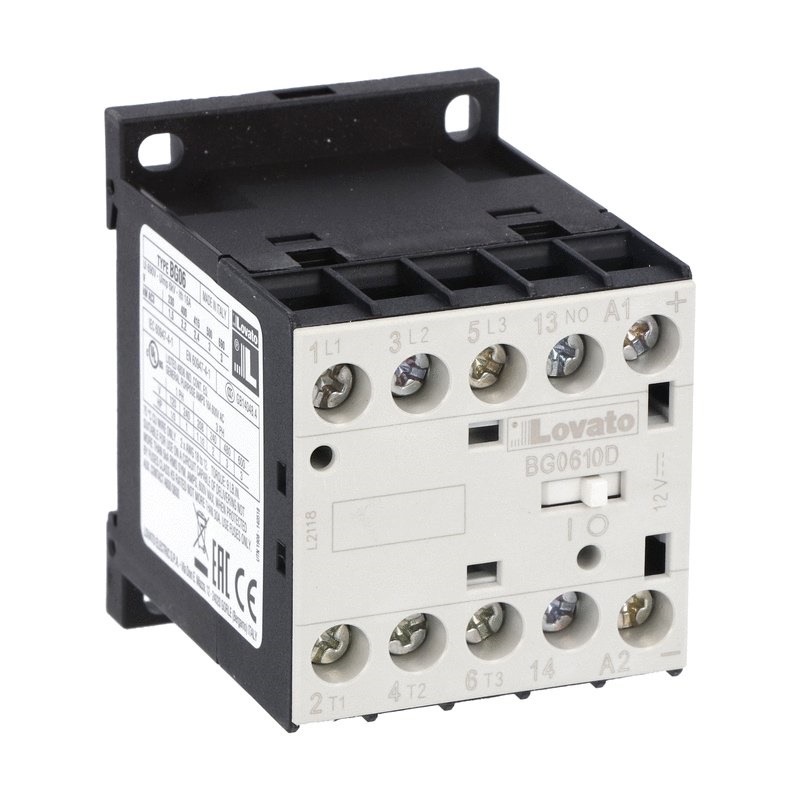 Contattore tripolare 6A AC3 bobina 24V DC 1NA ausiliari uso industriale