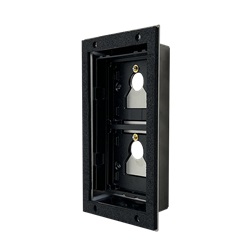 Serie Ultra - Adattatore piastre terze parti 2 moduli, da incasso, spessore 1.5-3mm