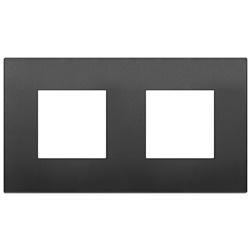 Placca 4 moduli 2+2 interasse 71 mm tecnopolimero nero per impianti elettrici