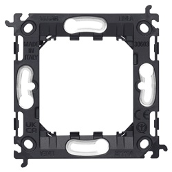 Supporto 2 moduli senza viti per scatole incasso interasse 60 mm o 56x56 mm, componibile interasse 71 mm, aggancio orizzontale/verticale, per pareti cartongesso