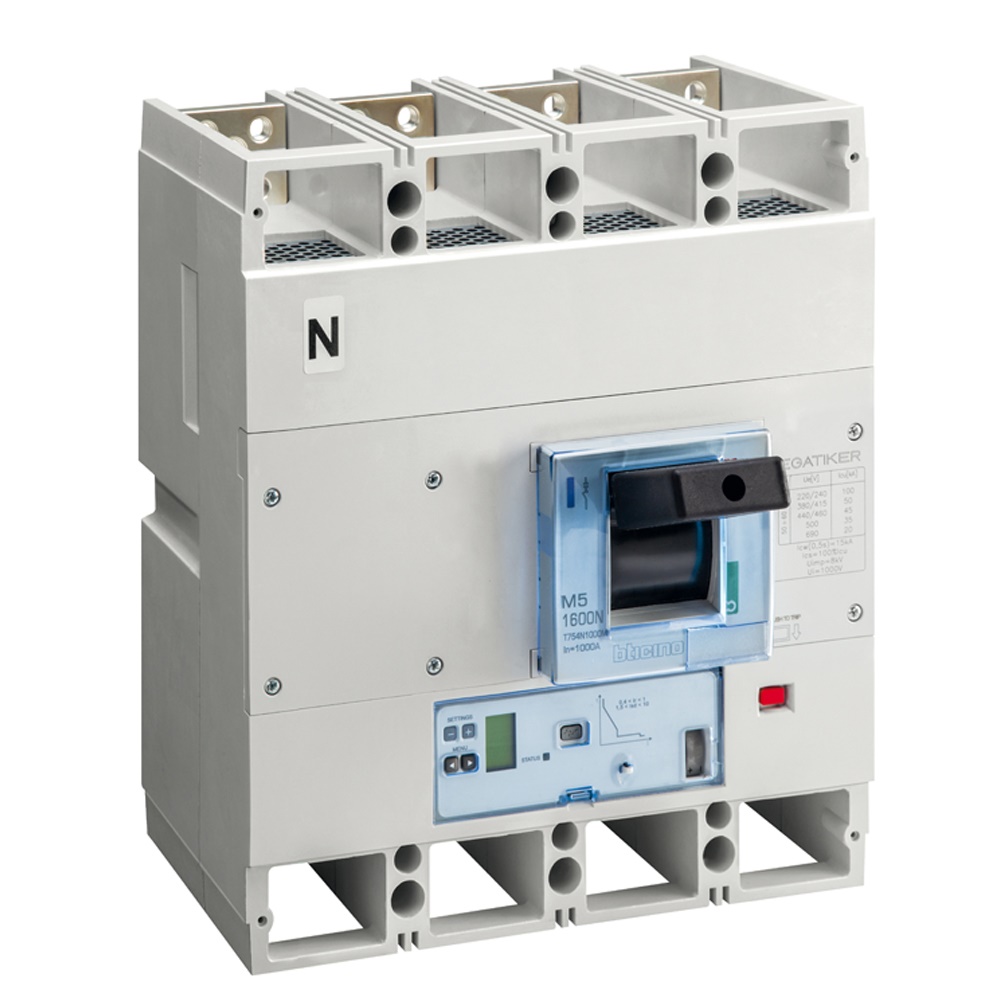 Interruttore modulare MEGATIKER M5 4 poli 1600A 50kA protezione circuiti alta potenza