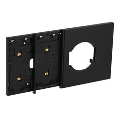 Frame elettrificato 4 moduli nero per presa 2P+T standard italiano e tedesco, installazione domestica e professionale