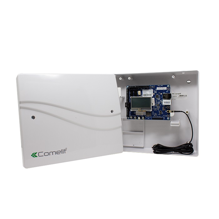 Combinatore telefonico IP/GSM/3G/4G touchscreen, 4 ingressi (2 allarme/guasto), 4 relè 100mA 24VDC, wizard config, 9-28VDC 151mA, EN54-21