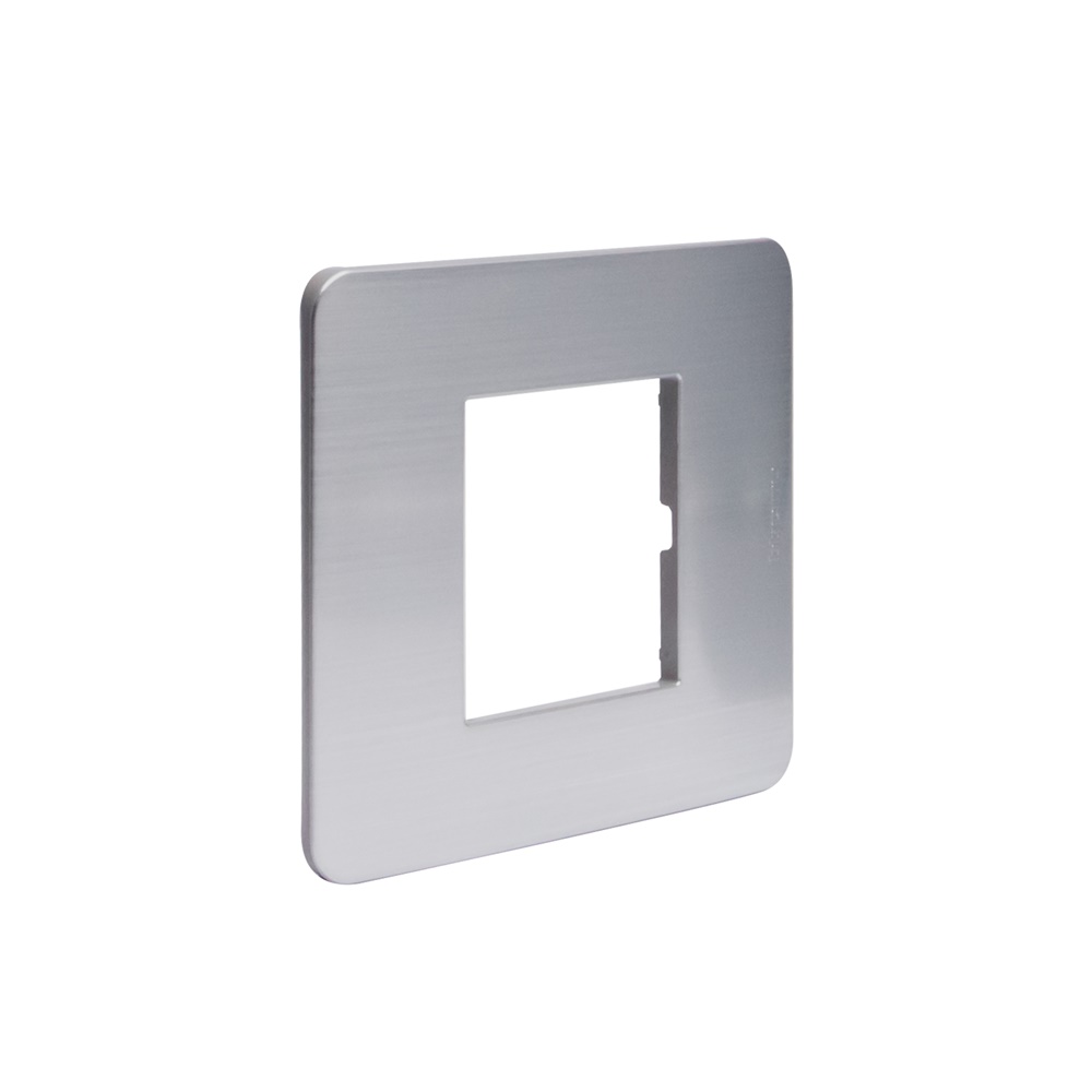 Placca elettrica MatixGO 2 moduli alluminio resistente installazioni versatili