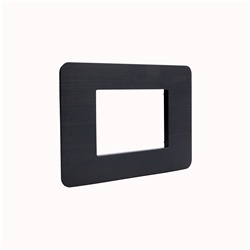 Placca elettrica 3 posti MatixGO black nickel tecnopolimero per ambienti residenziali e commerciali